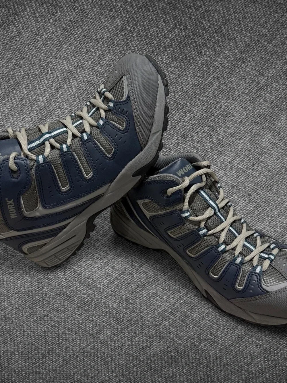 Men's Navy Gray Trail Sneakers -